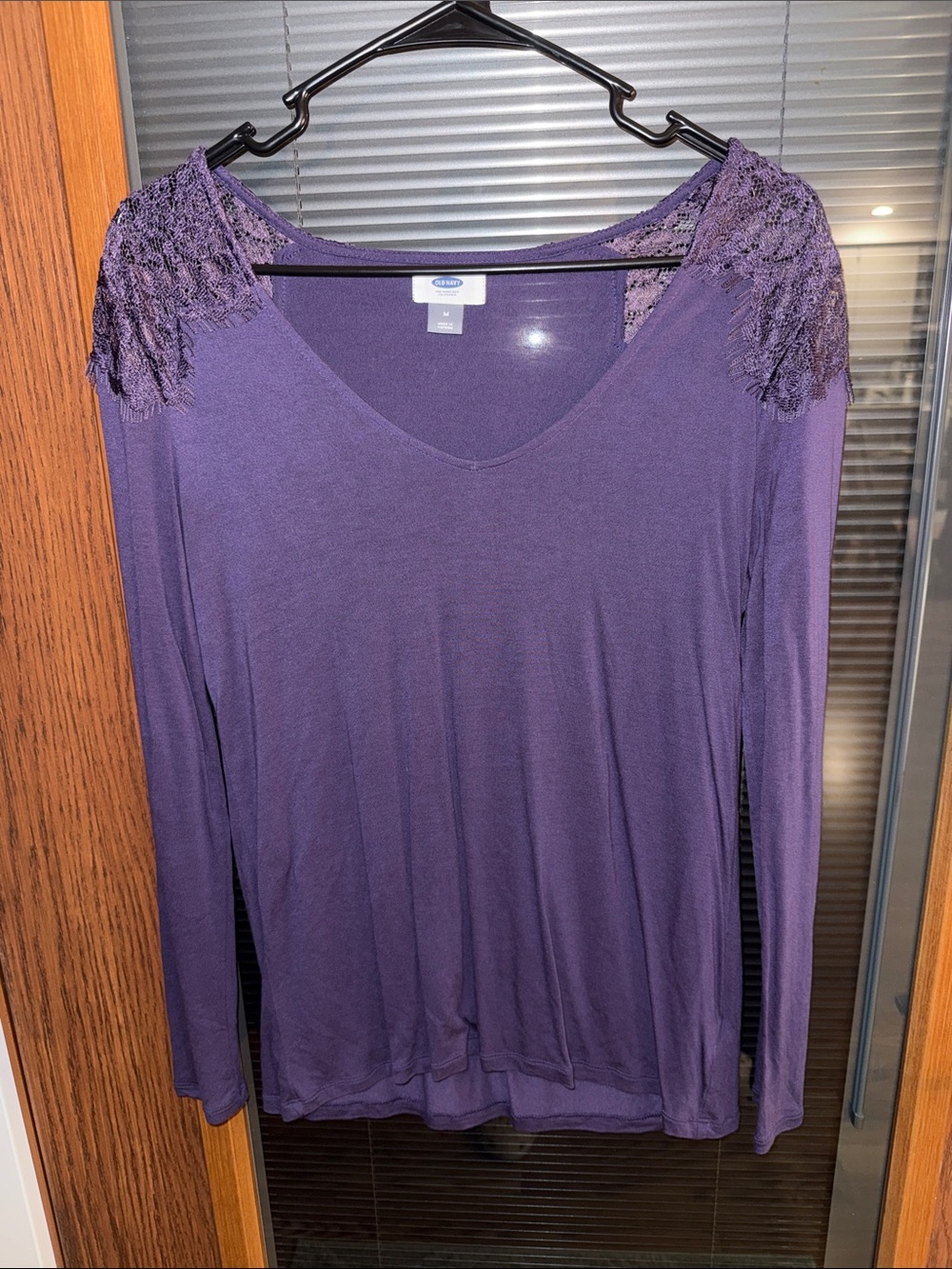 Old Navy Purple V-Neck Long Sleeve Top with Lace Shoulders